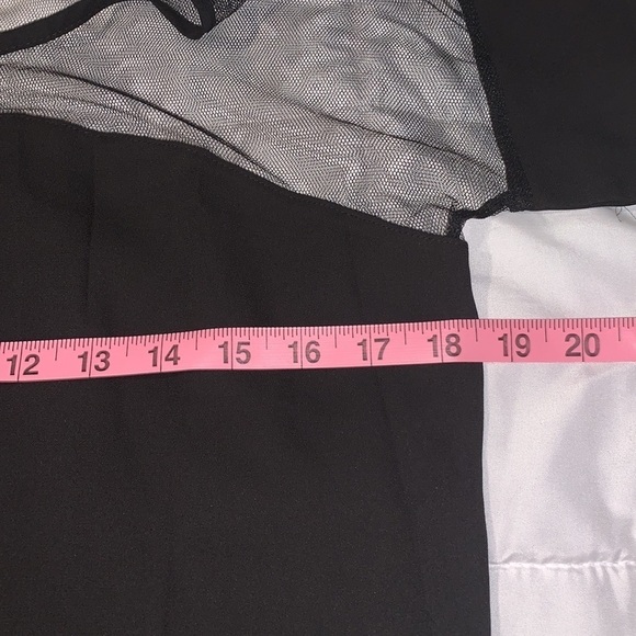 Finejo  Women's Mini Bodycon Dress Short Sleeve Size XL - Picture 9 of 10